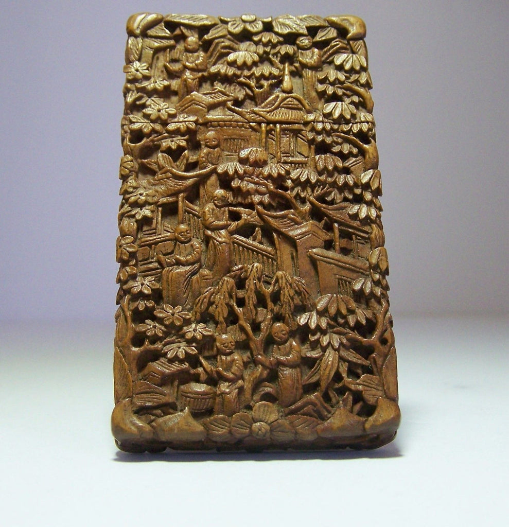 Superb Quality 19thC Antique Chinese Sandalwood Deeply Carved Card Case