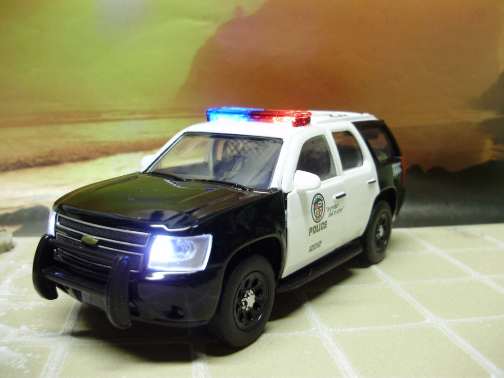 1:32 LAPD Los Angeles Chevy Tahoe working lights police car diecast
