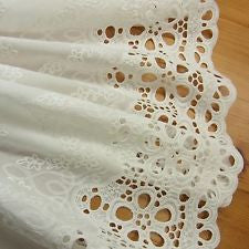 1 yd Vintage Style Embroidery Cotton Eyelet Lace Fabric Off White 70cm Wid