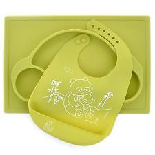 Set Green Silicone Car Placemat and Matching Bib Kids Babies Toddlers Meal Plate